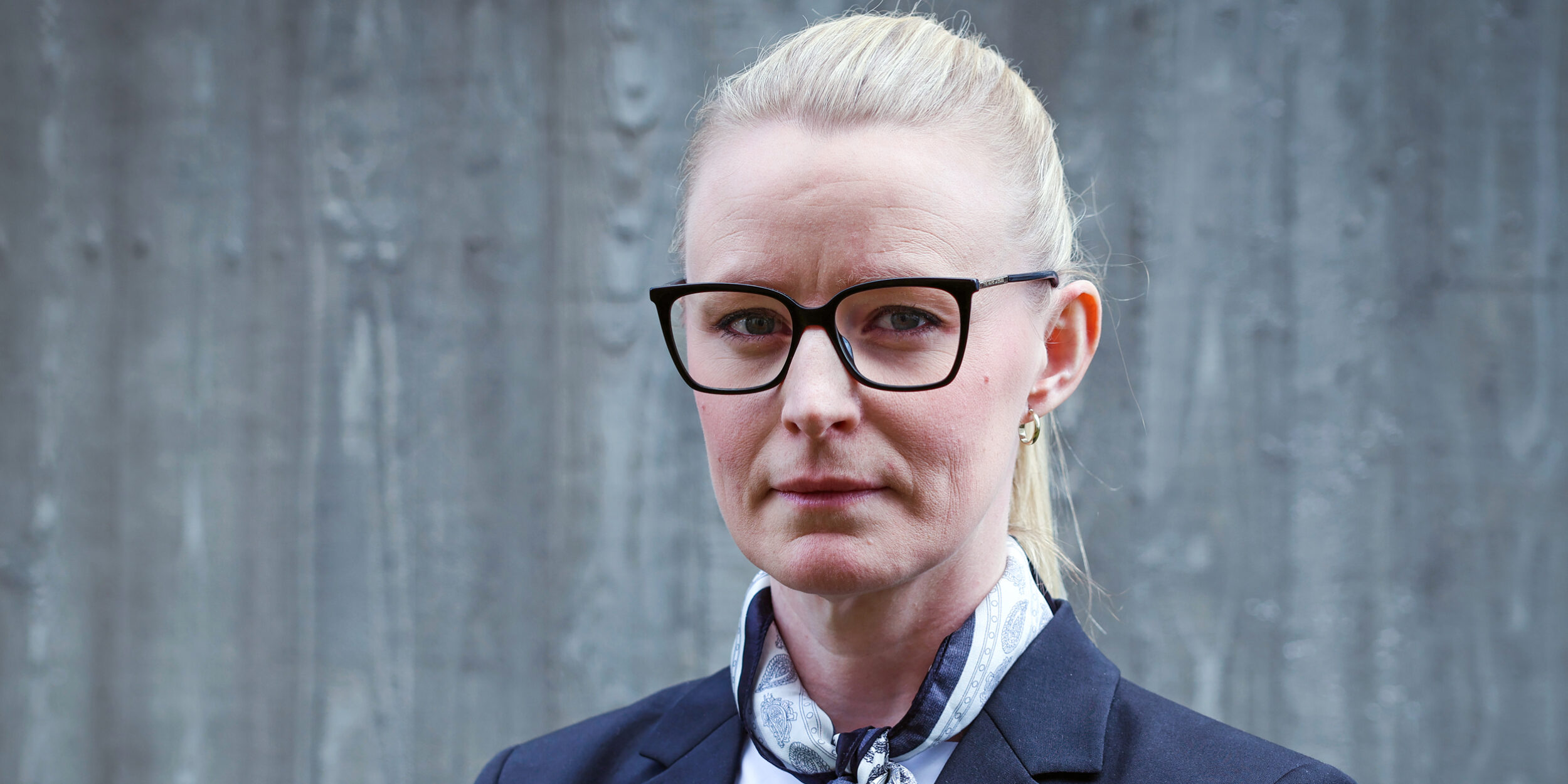 Portrettbilde av Caroline Iwarsson, seniorrådgiver i kontraterroravdelingen i PST.